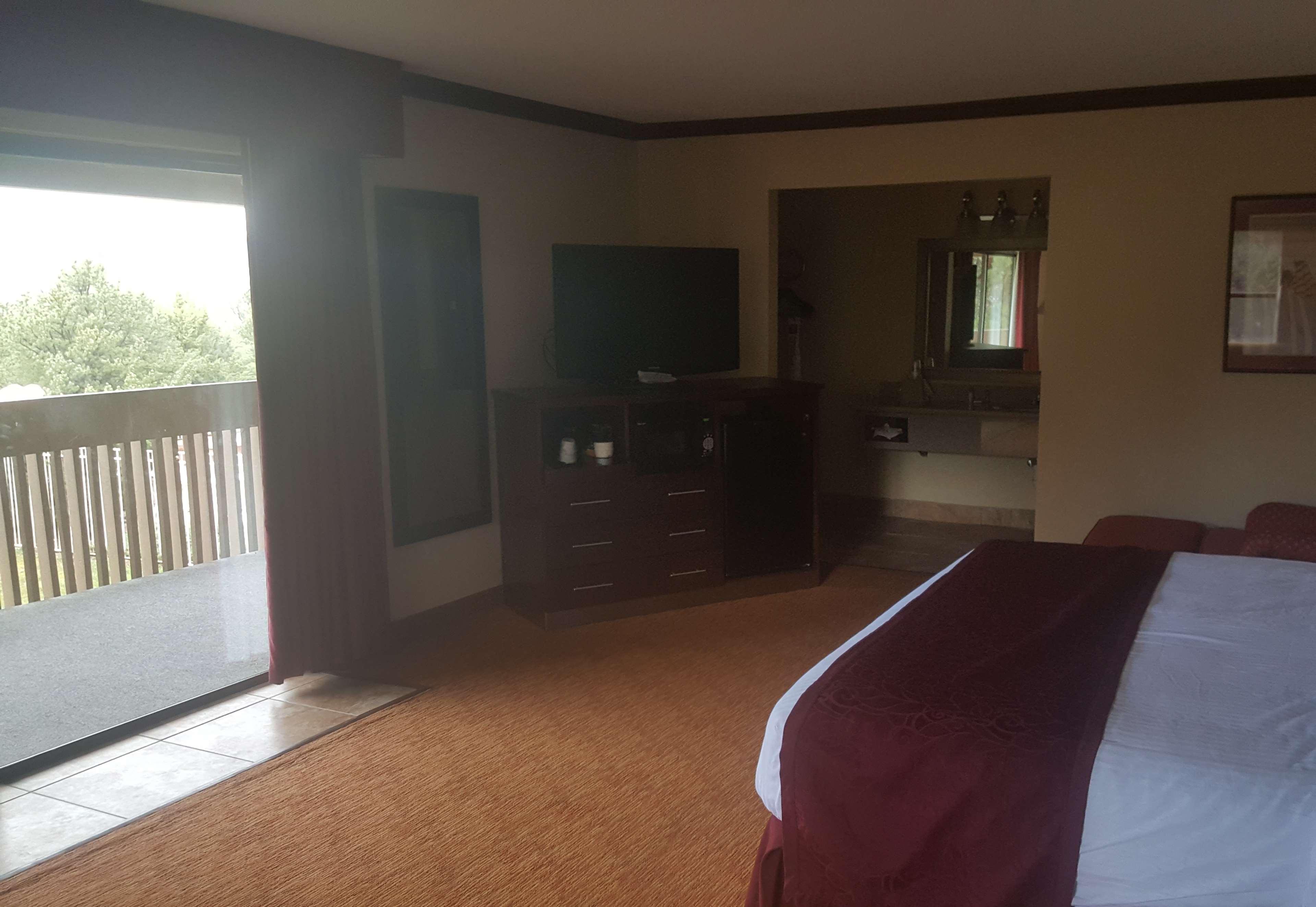 Best Western Pine Springs Inn Ruidoso Downs Bagian luar foto