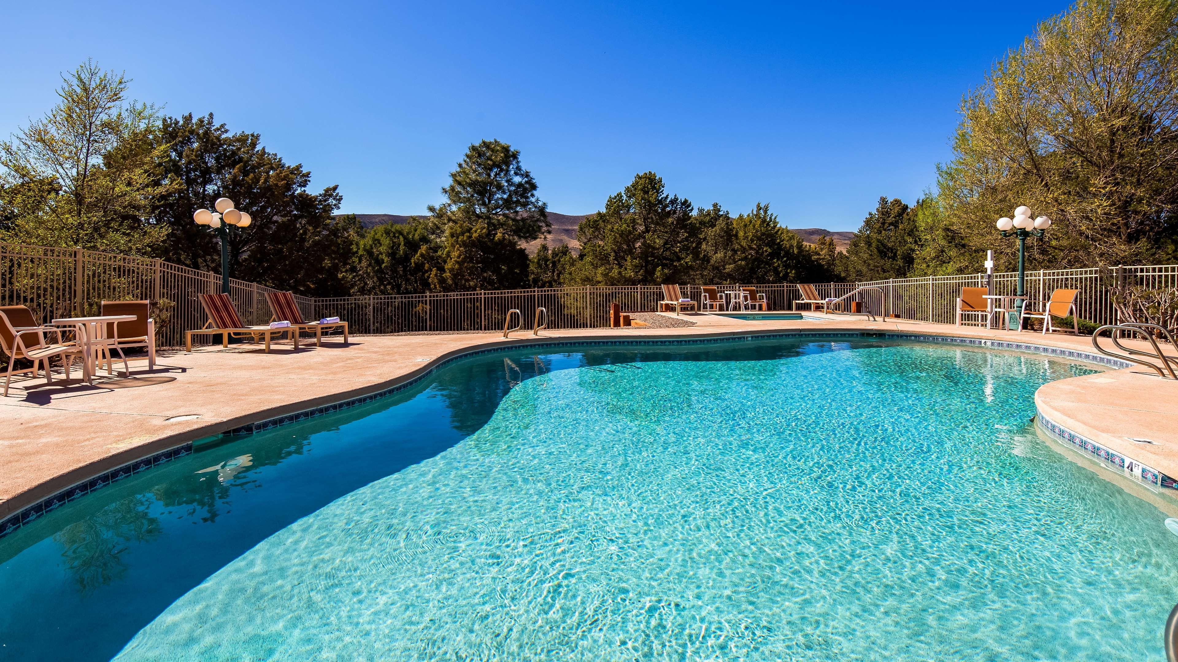 Best Western Pine Springs Inn Ruidoso Downs Bagian luar foto